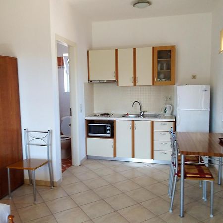 Emmanouil Apartment Kalamos  Exterior photo
