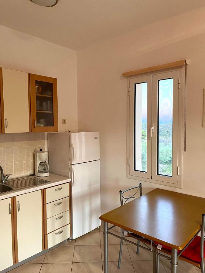 Emmanouil Apartment Kalamos  Exterior photo