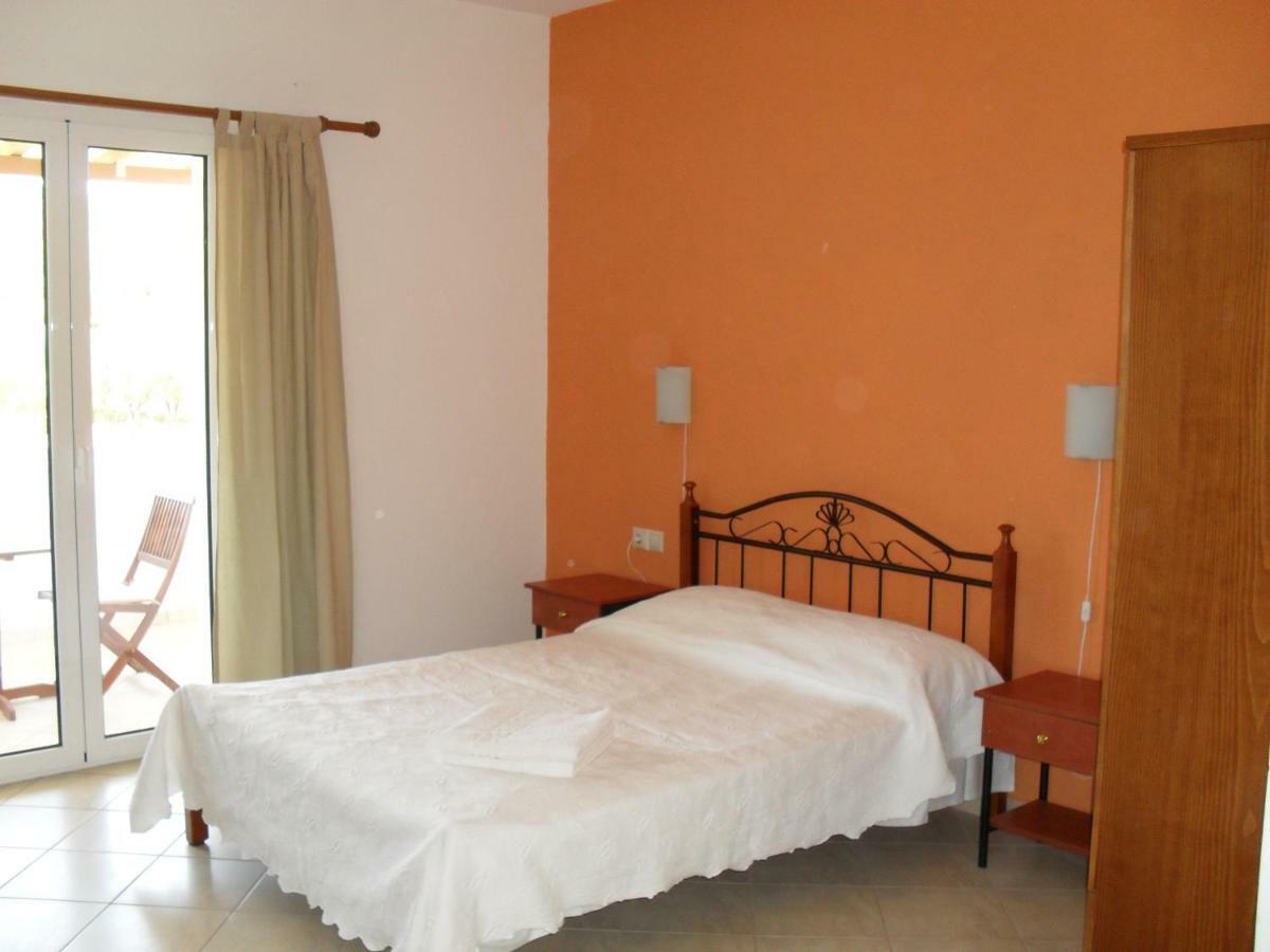 Emmanouil Apartment Kalamos  Exterior photo